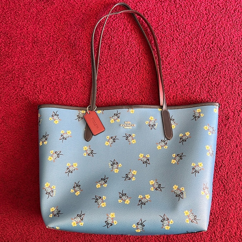 Coach City Tote with Flora Bow Print